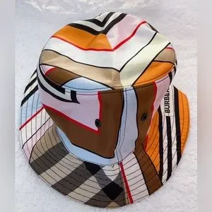 Authentic Burberry Montage print Silk  Bucket Hat New Authentic Burberry Multicolored Montage Print Silk  main image 2